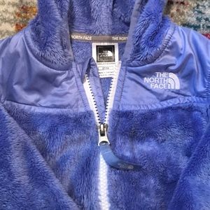North Face zip up 💜